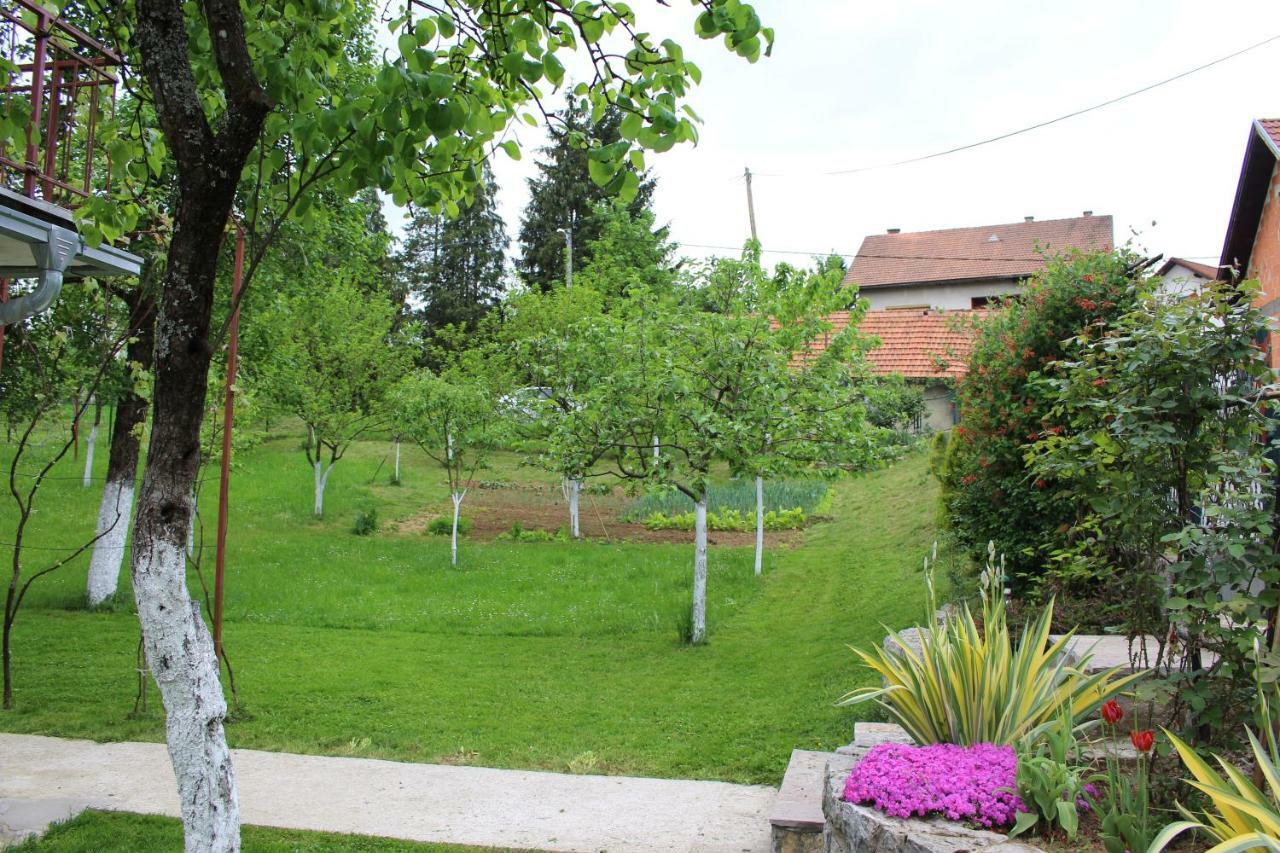 Apartment Paula Slunj Exterior photo